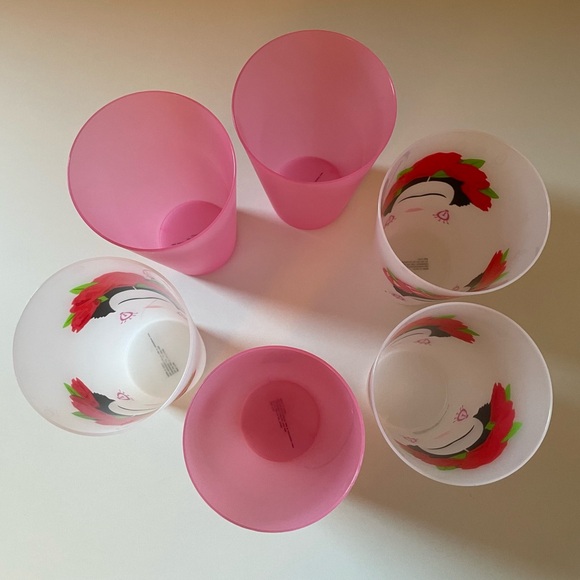 Set of 6 Plastic Tumblers, 3 Opaque White with Frida Kahlo & 3 just Opaque Pink - Picture 3 of 8